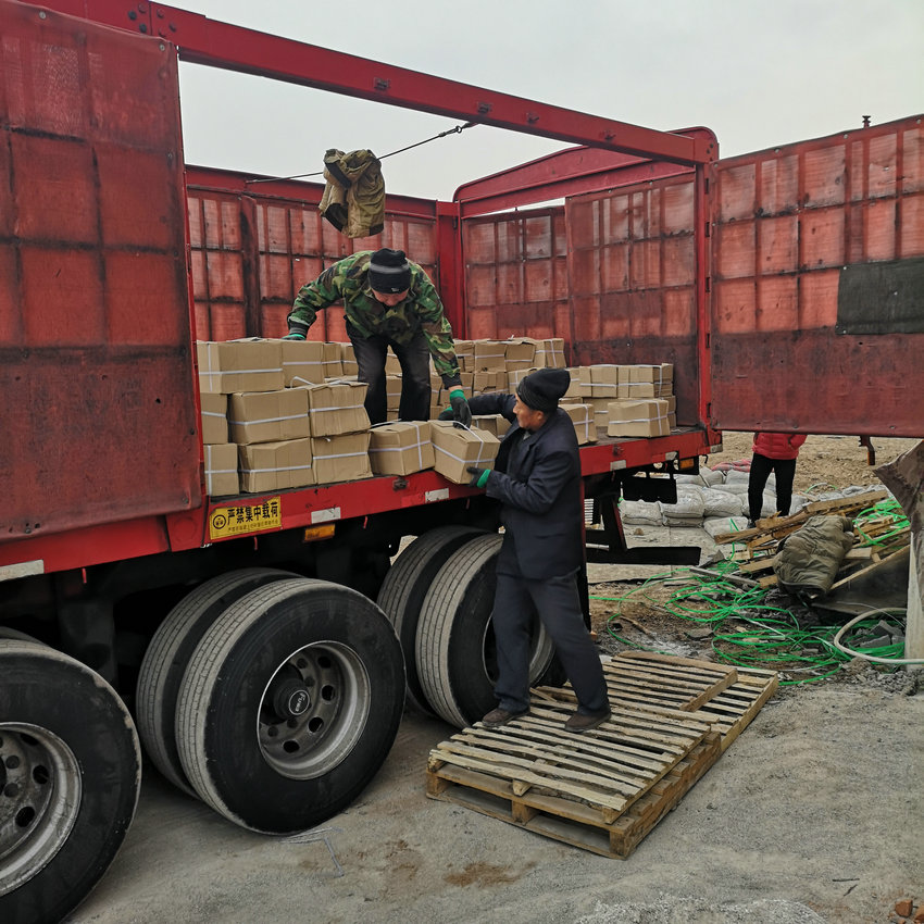 <b>铸石板发货</b>